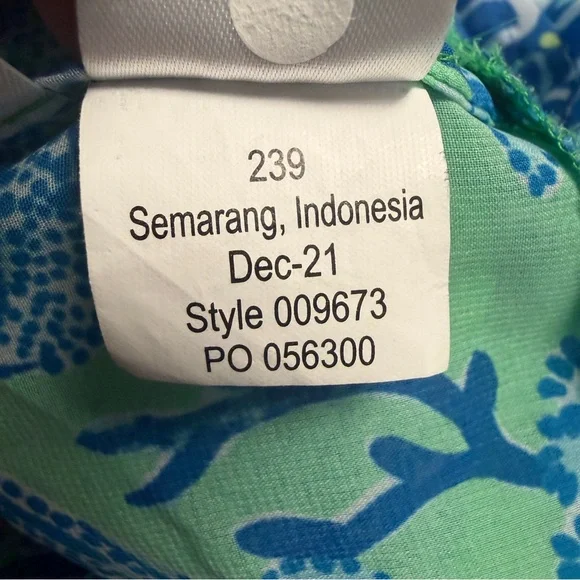 Lilly Pulitzer Maribeth Coverup Large Cabana Green Keepin It Reel EUC - Picture 10 of 10